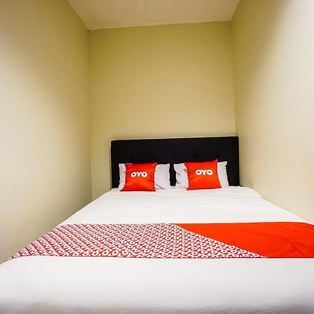 Hotel O Makassar Near Gereja Advent Tikala Baru Formerly Rid'S Hotel Μανάντο Εξωτερικό φωτογραφία