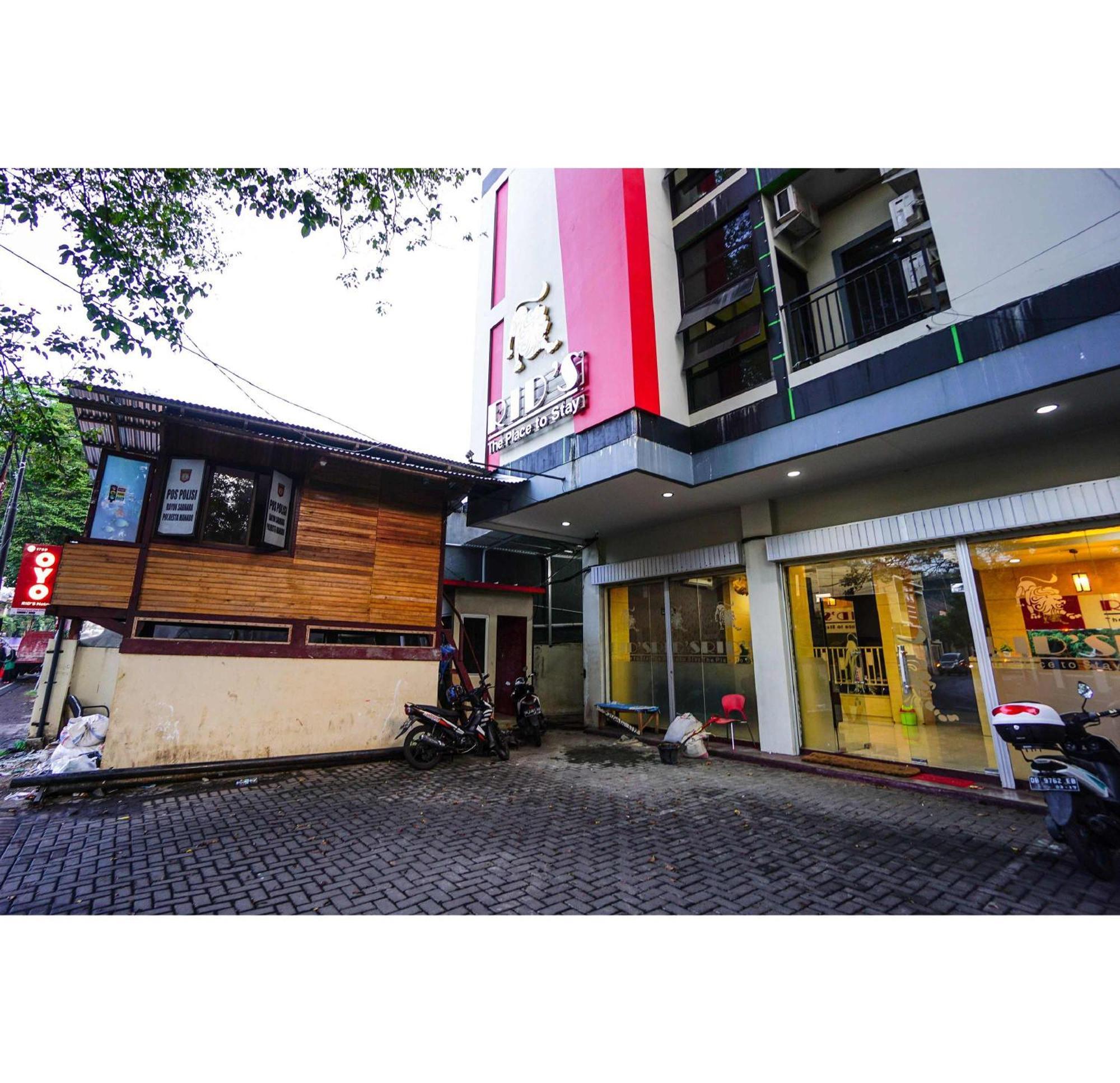 Hotel O Makassar Near Gereja Advent Tikala Baru Formerly Rid'S Hotel Μανάντο Εξωτερικό φωτογραφία