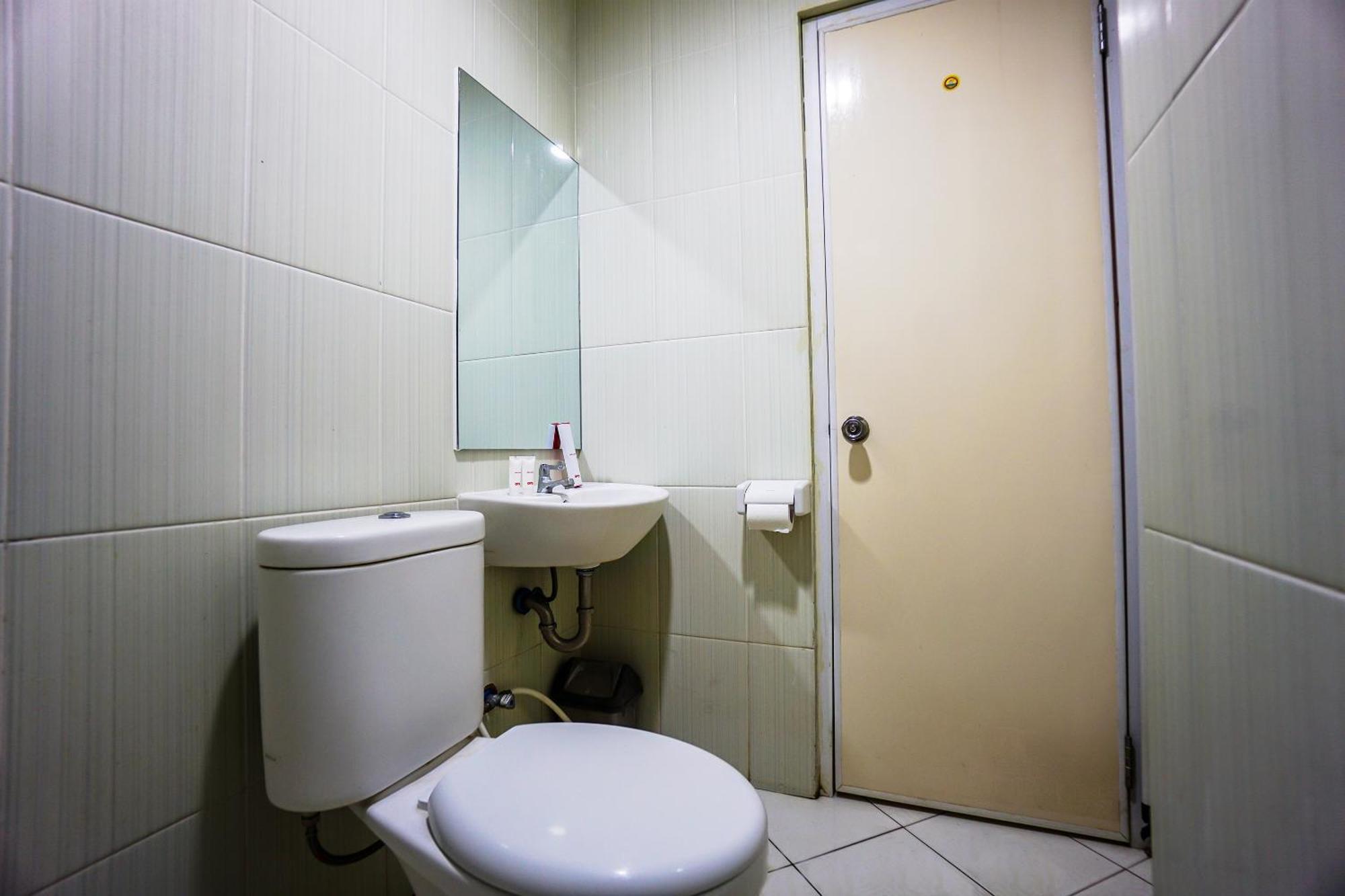 Hotel O Makassar Near Gereja Advent Tikala Baru Formerly Rid'S Hotel Μανάντο Εξωτερικό φωτογραφία