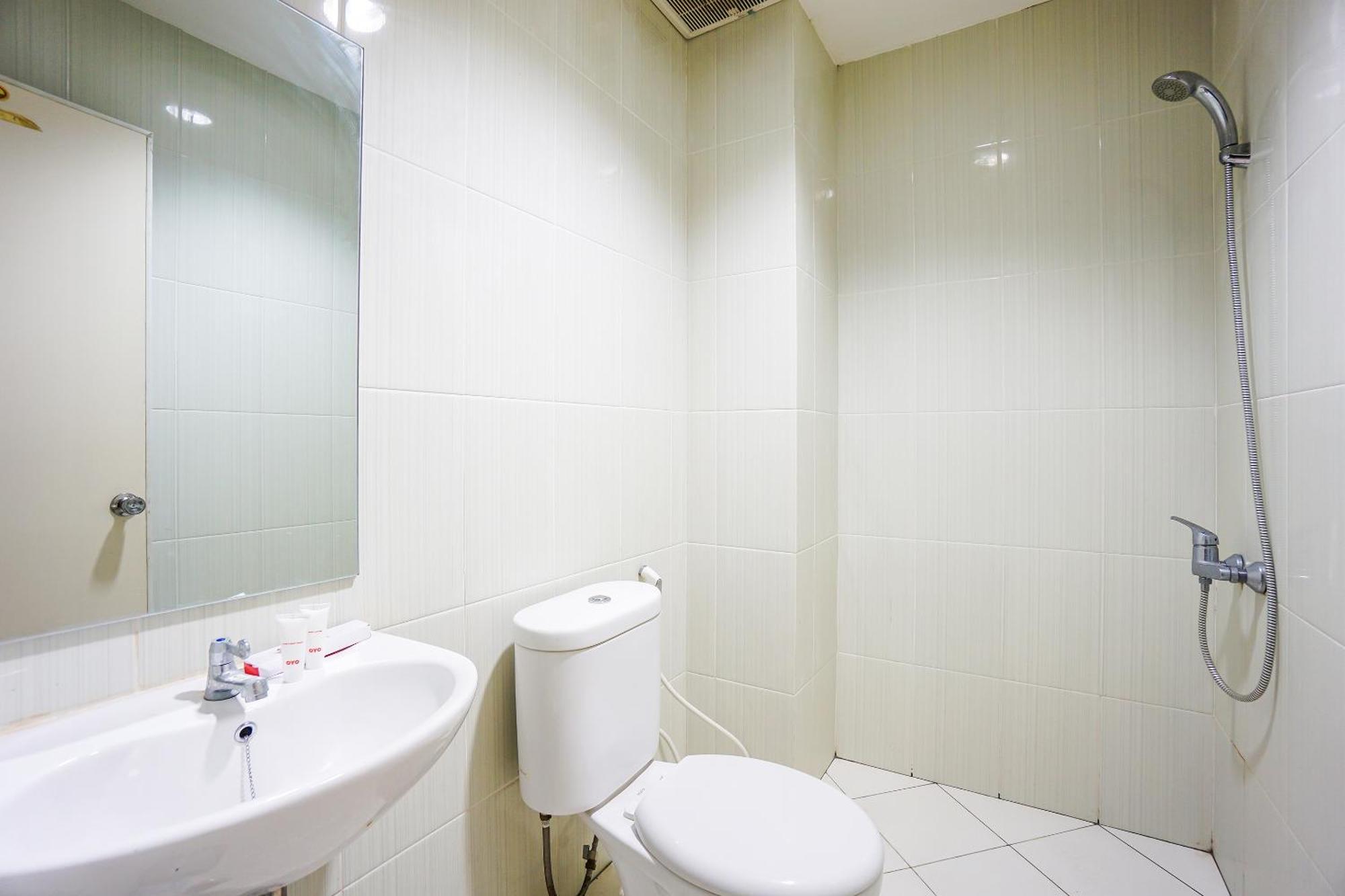 Hotel O Makassar Near Gereja Advent Tikala Baru Formerly Rid'S Hotel Μανάντο Εξωτερικό φωτογραφία